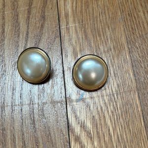 Vintage clipon earrings